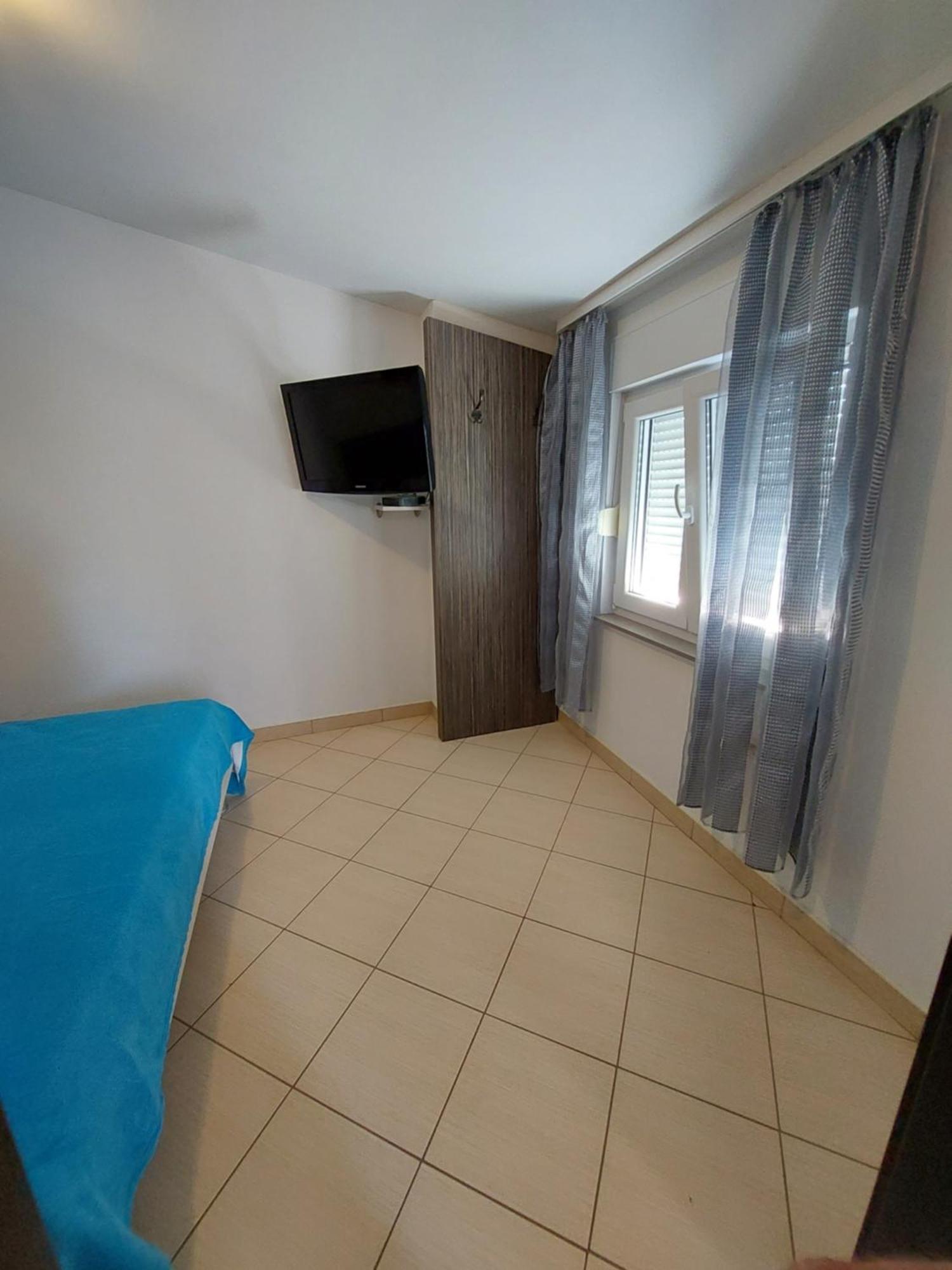 Holiday Baška Voda Pokoj fotografie